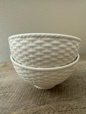 Mikasa Country Manor Set Of 2 Soup Cereal Bowls White FF001 - Image 1 of 4