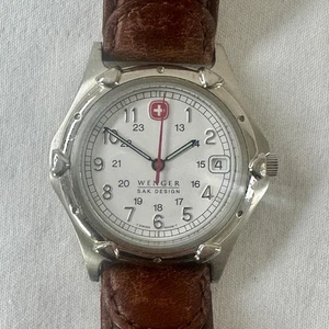 Wenger Swiss Army S.A.K. Design Watch Swiss Made Date 100M Leather 095.0695 - Picture 1 of 14