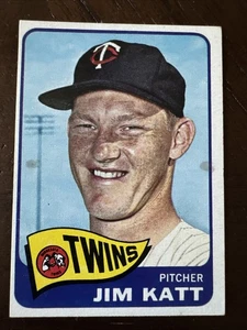 1965 Topps - Jim Kaat #62 nombre mal escrito como Katt - Imagen 1 de 2