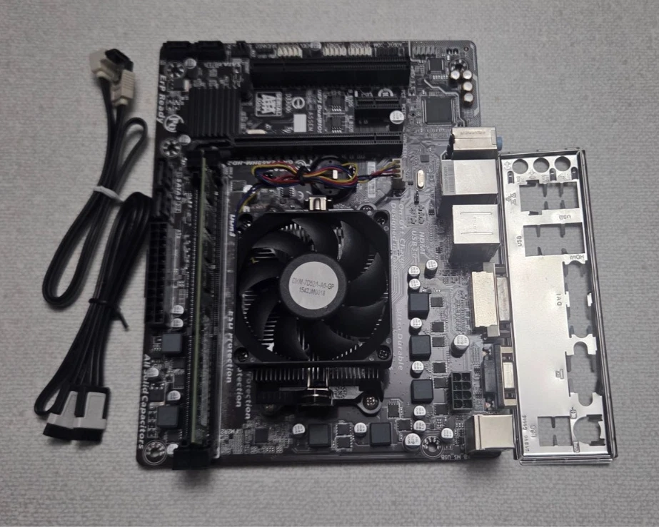 GIGABYTE GA-F2A68HM-HD2 Motherboard AMD A6-6400K CPU 8GB RAM HSF IOP - Image 1 of 4