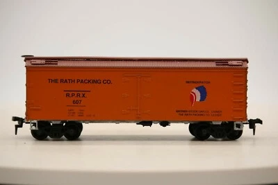 HO Scale The Rath Packing Co RPRX 607 Refrigerator Car - Image 1 of 4