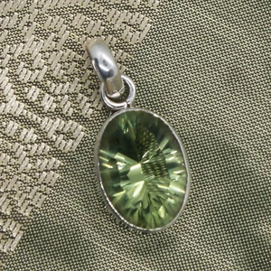 Pendente Ametista Verde Argento 2,5cm Sterling 925 Ciondolo da Collana Ovale Fa - Foto 1 di 7