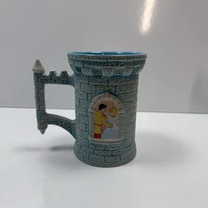 "Taza Walt Disney 70 Aniversario Castillo de Cenicienta en Forma de 5"" Príncipe Encantador" - Imagen 1 de 9