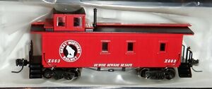 N scale Athearn - Great Northern Wood Side Caboose  #X663  -  14452