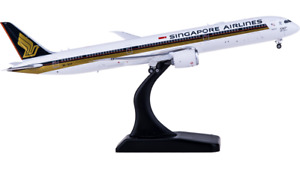 1:400 Phoenix SINGAPORE AIRLINES BOEING 787-10 Passenger Airplane Diecast Model