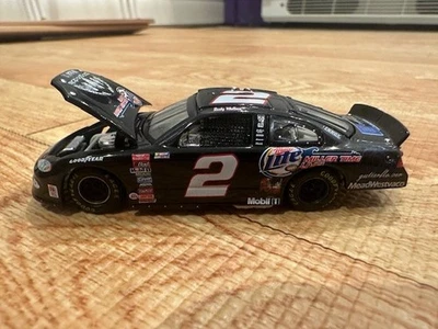 Suelto, 1:64, Rusty Wallace Miller Time Live (GOO GOO DOLLS) 2003 Diecast Foto 1 de 4