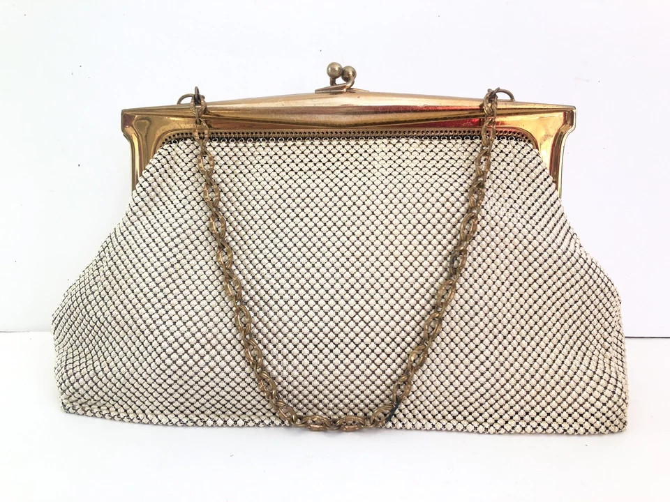 Mini bolso de mano de malla metálica esmalte marfil vintage Whiting & Davis noche nupcial Foto 1 de 4