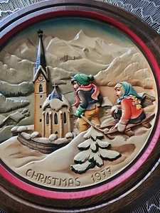 Vintage Anri The Legend Of Heiligenblut Wood Christmas Plate Number# 1195 - 1977 - Picture 1 of 3