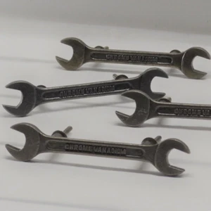 Antik Silber Schraubenschlüssel Metall Schublade Zuggriff Küche Schrank Kommode Türknopf - Bild 1 von 5