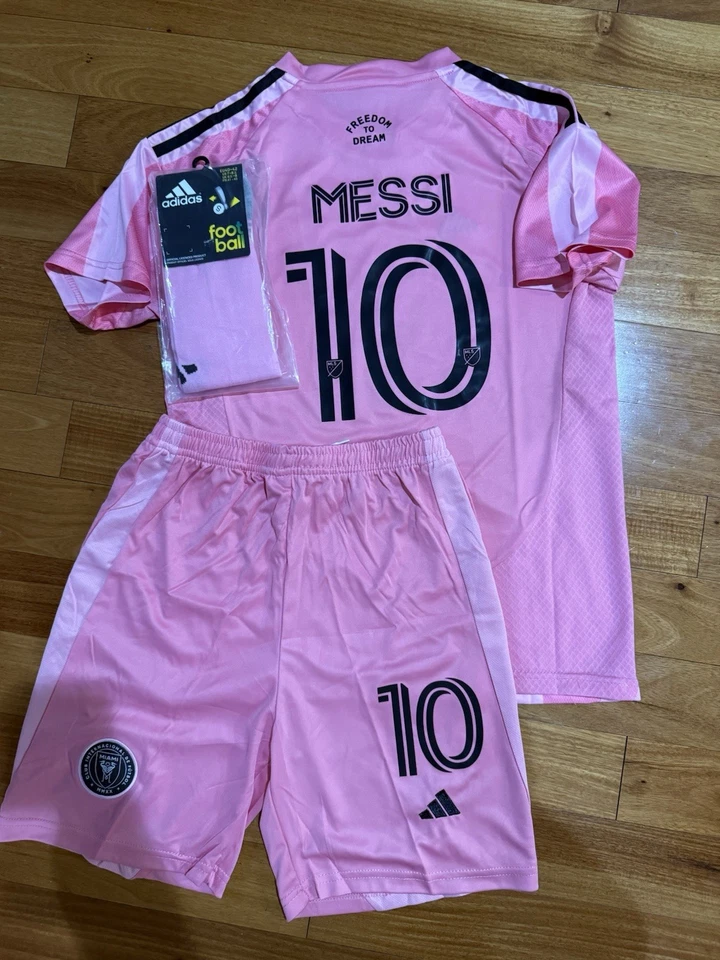 Nuevo con etiquetas Conjunto de calcetines cortos jersey local Inter Miami Leo Lionel Messi rosa talla 28 para niños Foto 1 de 1