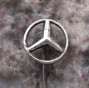 Oldtimer Mercedes Benz Autos Deutsche Automobile Dreizackiger Stern Logo Pin Anstecker - Bild 1 von 3
