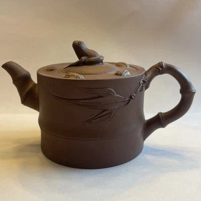 "Tetera china Yixing Zisha arcilla pequeña rana de 3"" firmada de colección" Foto 1 de 4