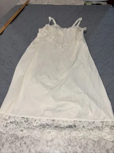 vintage womens slips Size 34 Tall - Picture 1 of 5