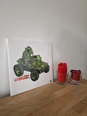 Gorillaz - Gorillaz Double Vinyl LP | New & Sealed | Gatefold Black Vinyl - Image 1 of 4