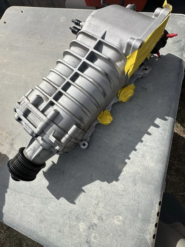 UNIDAD PRINCIPAL DE SUPERCARGADOR FORD MUSTANG GT500 DR3Z-6F066-AA fabricante de equipos originales Foto 1 de 4