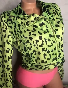 Chaqueta con cremallera recortada para motocicleta verde neón carmín Jrs. Talla mediana nuevo sin etiquetas - Imagen 1 de 12