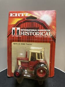 Vintage ERTL International Harvester Historical 1975 I. H. 1086 Die-Cast Tractor
