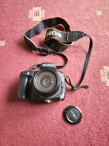 Sony Alpha 350 Dslr Camera With Minolta 28mm AF Len (DAMAGED SCREEN/NO CHARGER) - Picture 1 of 17