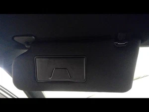 Driver Sun Visor Plug-in Hybrid Phev US Market Fits 17-22 OUTLANDER 2063780 - Bild 1 von 11