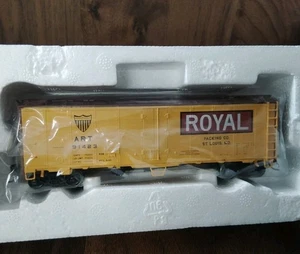 INTERMOUNTAIN #45534-15 40' REFRIGERATOR CAR ART/ROYAL HO #91423 - Picture 1 of 5