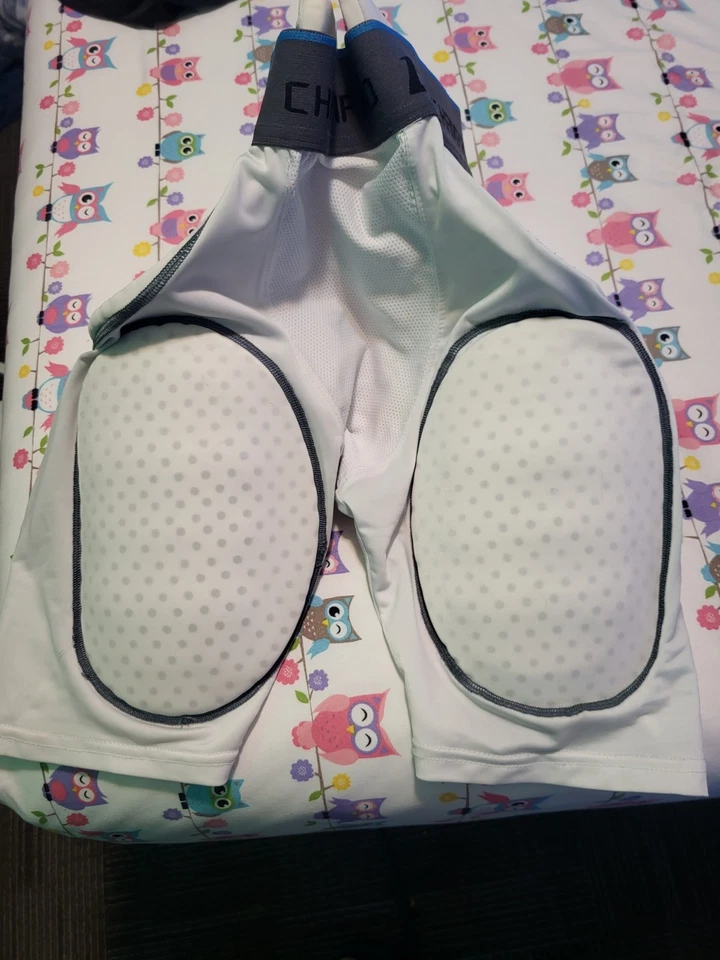 Men/ Junior Champion Pros Football Padding Size Adult Small - Image 1 of 4