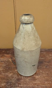 Antica bottiglia di birra in ceramica gres primitivo XIX secolo 9,5" ottime condizioni - Foto 1 di 8