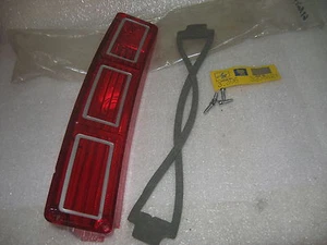 1968 AMC RAMBLER REBEL WAGON LEFT TAILLIGHT LENS AMC 3208821 NOS - Picture 1 of 6