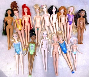 Disney Princess Barbie Doll Lot 16 Barbies All Nude Made By Disney Company {k} - Picture 1 of 3