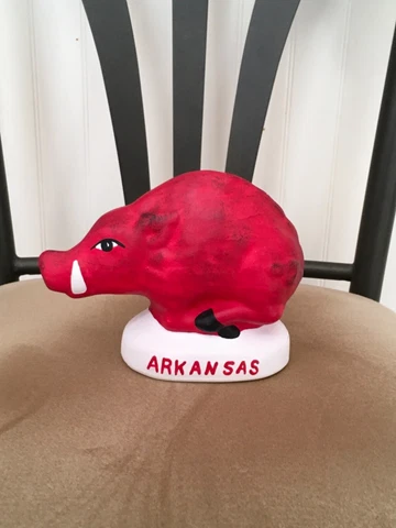 ARKANSAS RAZORBACKS MASCOT PIGGY BANK Cover