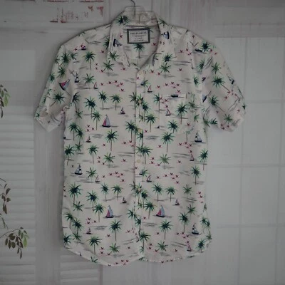 Free Planet Aloha Shirt XL Slim White Palm Trees Button Up Short Sleeves Beach - Image 1 of 4