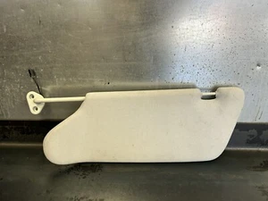 99-01 Mercedes ML320 ml430 sun visor rh r right passenger - grey gray - Foto 1 di 2