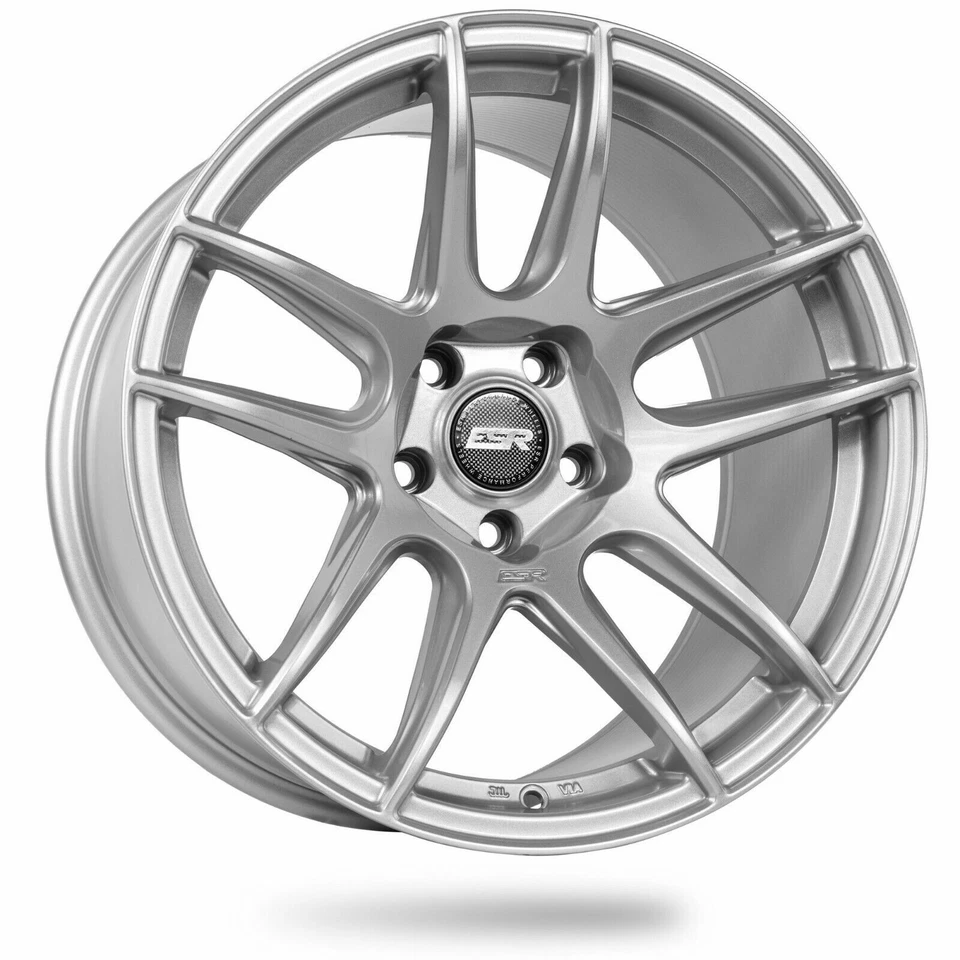 ESR CS8 18x10.5 +30 5x114.3 Hyper Silver (Set of 4) - Image 1 of 1