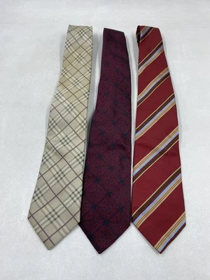 Corbata clásica a rayas florales a cuadros multicolor Burberry para hombre Foto 1 de 4