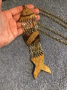 Collana Pesce Articolato Vintage ENORME Tono Oro Catena Maglia Bilancia Spiaggia Nautica - Foto 1 di 8
