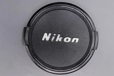 Genuine 1980's to 2005 Nikon 62mm Plastic Snap-on Lens Cap Made in Japan - Image 1 of 2