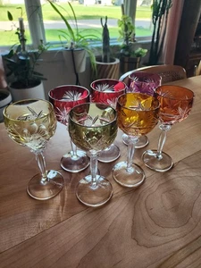 Juego de 7 copas de vástago de corvejón multicolor corte a claro vintage 7" - Imagen 1 de 11