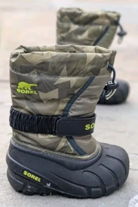Sorel Niño Niño Pequeño Talla 9 Ráfaga Nieve Invierno Bota Senderista Verde Camuflaje ¡Se ve Nuevo! - Imagen 1 de 14