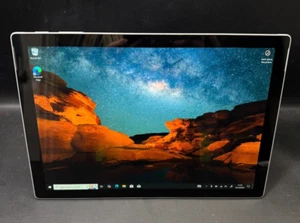 Microsoft Surface Pro i5-7ª Gen, 256GB SSD, 8GB RAM, Win 10 Pro (SIN TECLADO) - Imagen 1 de 6