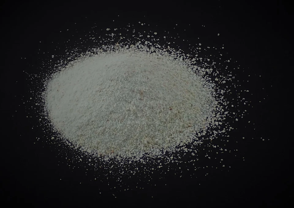 INOXIA Ferrous Sulphate (Iron II Sulphate) Damp grade, Moss Killer, Lawn Care,100g-25kg