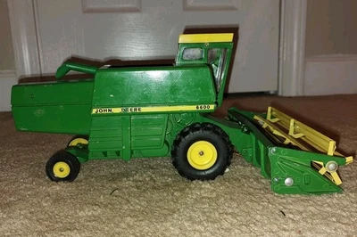 Juguete combinado John Deere 6600 Ertl - Modelo raro de transmisión por cadena Foto 1 de 4