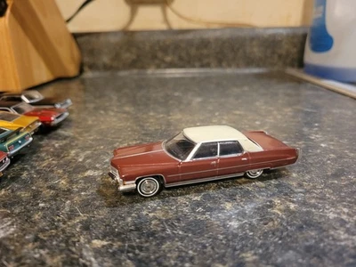 Greenlight Rocky 73 Cadillac Sedán DeVille Como Nuevo Nunca Exhibido  Foto 1 de 2