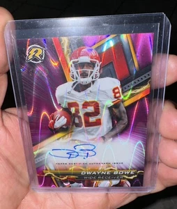 2023 Topps Composite - Resurgence Red Surge Refractor #RA-DWB Dwayne Bowe 4/10 - Picture 1 of 5