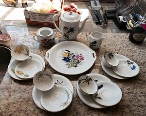 Vintage German Porcelain Coffee/Tea Set for Four by Margarete Hutschenreuther - Picture 1 of 11