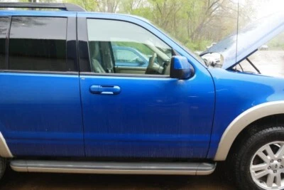 Passenger Front Door Excluding Sport Trac Fits 06-10 EXPLORER 2006466 Foto 1 de 4