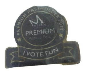 MERLIN PREMIUM ANNUAL PASS PASSHOLDER PIN BADGE 2015 RARE NEW - Picture 1 of 4