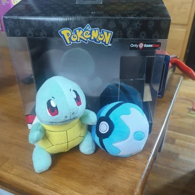 POKEMON Game Stop SQUIRTLE + Dive Ball Toy Plush TOMY 2017 orig box - Image 1 of 3