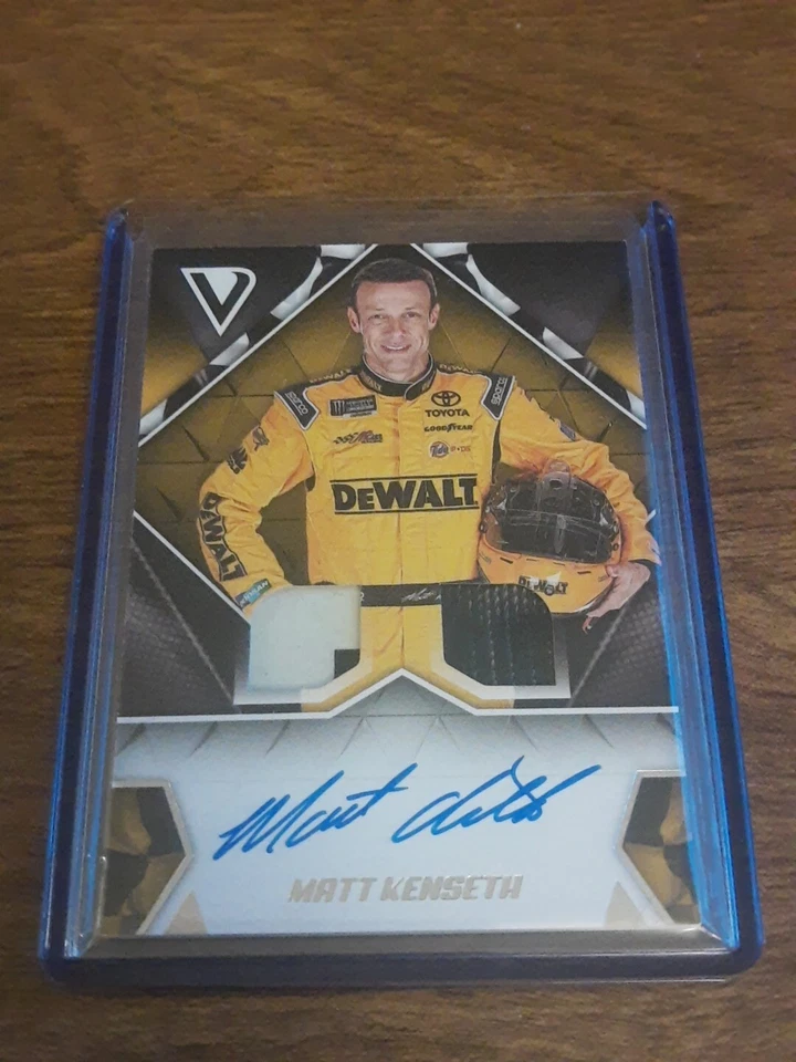 2019 Panini Victory Lane Dual Swatch Signatures Matt Kenseth Race Used Autograph - Image 1 of 2