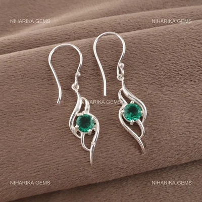 Orecchini Eleganti Pendenti In Argento Sterling 925 Con Gemma Verde Smeraldo - Immagine 1 di 4
