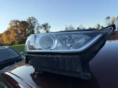 Ford Fusion 2013 2014 2015 2016 montaje de faros diestros Foto 1 de 4