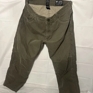 KUHL Born In The Mountains Revolvr Pants Vintage Size 38x30 - Picture 1 of 17